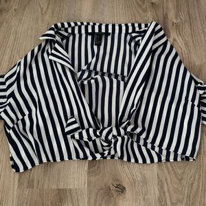 Long Sleeve Cropped Tie Dress Shirt